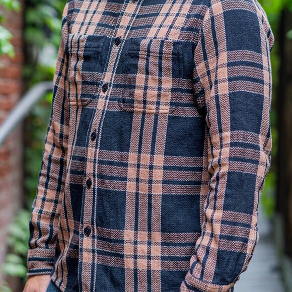 Indi + Ash LS Ames Workshirt - Iron Big Plaid - Size 4 Large - Picture 14 of 14